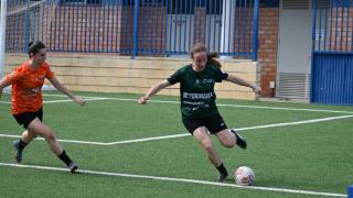 Veterinaria conquista el título de fútbol 7 femenino con una final brillante